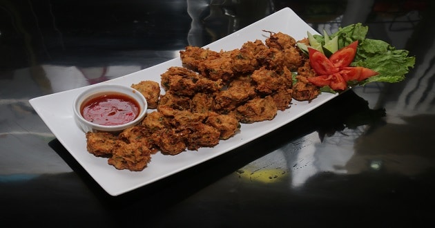 Chicken Bajias